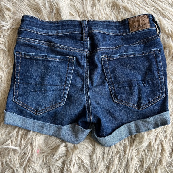 American Eagle Shorts - Picture 3 of 3